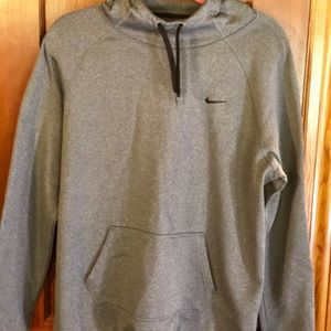 Nike thermal sweatshirt